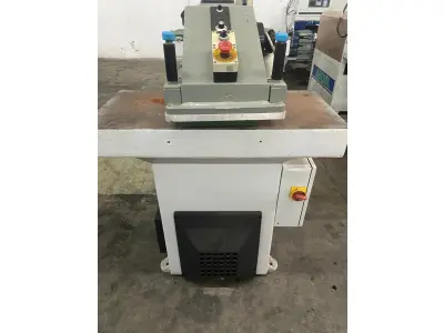 LOTE 007 - Balancin Hidraulico Atom S200 C/ NR 12
