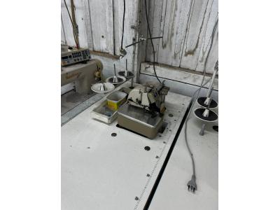 LOTE 000 - Máquinas costura (overlock Jack, plana, overlock antiga, plana Lumak, plana Lanmax, over vermelha) BENS EM  PRESIDENTE GETULIO - SC