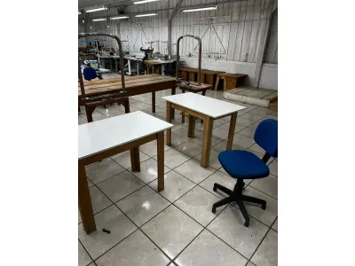 LOTE 000 - Máquinas costura (overlock Jack, plana, overlock antiga, plana Lumak, plana Lanmax, over vermelha) BENS EM  PRESIDENTE GETULIO - SC