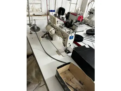 LOTE 000 - Máquinas costura (overlock Jack, plana, overlock antiga, plana Lumak, plana Lanmax, over vermelha) BENS EM  PRESIDENTE GETULIO - SC