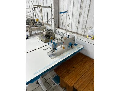 LOTE 000 - Máquinas costura (overlock Jack, plana, overlock antiga, plana Lumak, plana Lanmax, over vermelha) BENS EM  PRESIDENTE GETULIO - SC