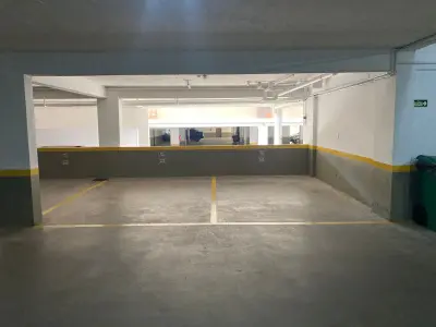 LOTE 000 - Apartamentos 405 e 406 + Box 15, 31, 32 e 14. Finamente decorado