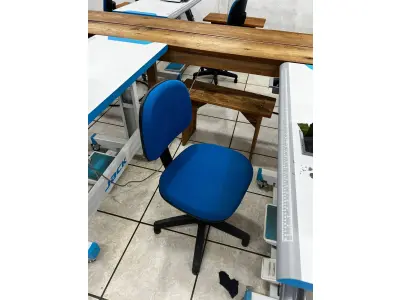 LOTE 000 - Máquinas costura (overlock Jack, plana, overlock antiga, plana Lumak, plana Lanmax, over vermelha) BENS EM  PRESIDENTE GETULIO - SC