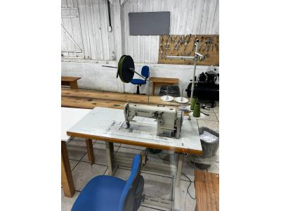 LOTE 000 - Máquinas costura (overlock Jack, plana, overlock antiga, plana Lumak, plana Lanmax, over vermelha) BENS EM  PRESIDENTE GETULIO - SC