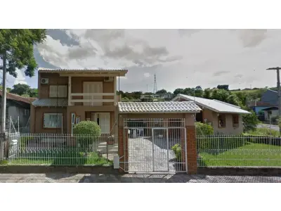 Lote 011 - campo bom - terreno que foi edificado com um prédio residencial em alvenaria, que corresponde a numeração 18, situado na área urbana no bai
