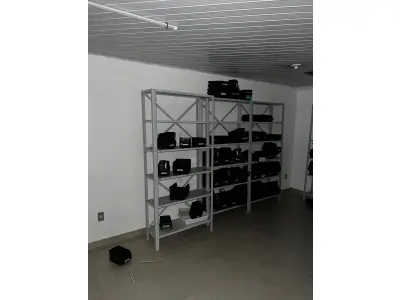 LOTE 001 - Bens móveis LOTE ENGOLBADO