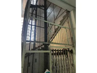 LOTE 001 - Bens móveis LOTE ENGOLBADO