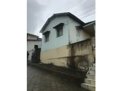 Lote 001 - casa no centro de nova venecia no espirito santo em terrenoc com 200m2