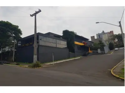 Lote 015 - terreno com prédio em alvenaria sob o nº. 175, situado na área urbana no bairro mauá. constituído pelo lote 14 e parte do lote 15, na quadr