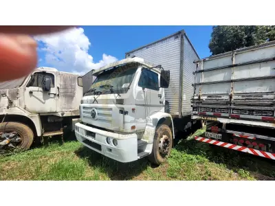 LOTE 000 - Volkswagen 17210 2p (diesel), fabricação/modelo 2004/2004