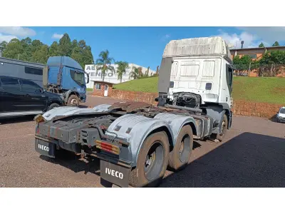 LOTE 000 - IVECO STRALIS HD/NR 570-S38T 3-Eixos 2p (dies), fabricação/modelo 2009/2010