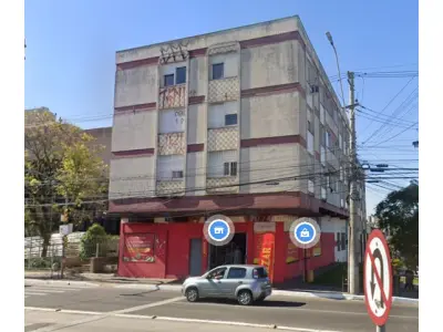 LOTE 000 - 	Um prédio de esquina, situado na Avenida Bento Gonçalves, nº 1820 e 1828, na esquina com a R. Veríssimo Rosa