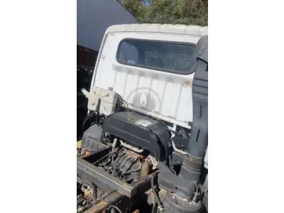 LOTE 009 - Caminhão Hyundai HD 80, fabricação/modelo 2021/2022, diesel, cor branca, carroceria fechada (sem chave)