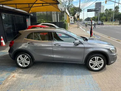 LOTE 003 - M.BENZ/GLA200FF 2017/2017