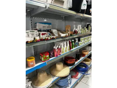 LOTE 001 - Loja agropecuária completa (toda a loja)