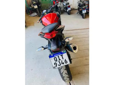 LOTE 007 - KAWASAKI/Z300, fabricação/modelo 2017/2018, placa QIT 9J46, cor laranja.