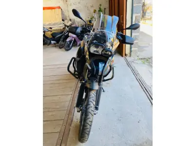 LOTE 008 - BMW/F 800 GS, fabricação/modelo 2012/2012, placa MJQ 8H84, cor preta
