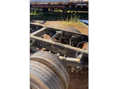 LOTE 009 - Caminhão Hyundai HD 80, fabricação/modelo 2021/2022, diesel, cor branca, carroceria fechada (sem chave)