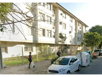 LOTE 010 - Apt. 315 do Edifício Barão do Triunfo, na Rua Barão do Triunfo 217, em Porto Alegre