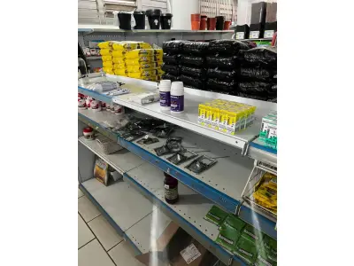 LOTE 001 - Loja agropecuária completa (toda a loja)