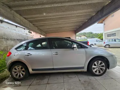 LOTE 005 - Citroen C4 GLX 2.0 Flex 16V 5p, fabricação/modelo 2010