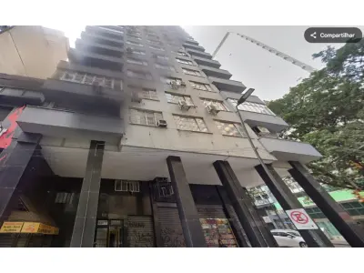 LOTE 002 - O apartamento nº 706 do Edifício Roma, sito à rua Vigário José Inácio nº 566, e área própria de 16,09 m²