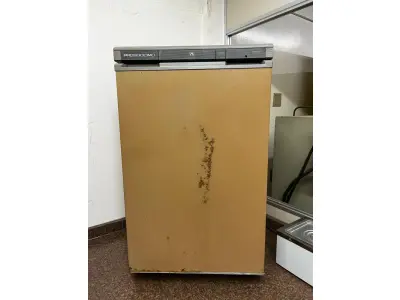 LOTE 016 - Laboratório