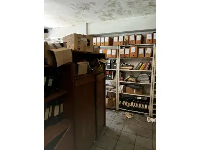 LOTE 016 - Laboratório