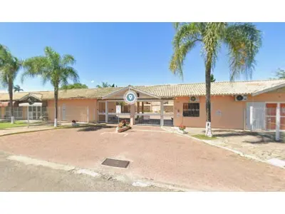 LOTE 000 - A casa nº 85, do Condomínio Horizontal “Jardine Di Verdi”, localizado na Rua Paes Leme, nº 715, Canoas/RS, possuindo a área privativa de 87,75m²