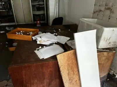 LOTE 016 - Laboratório