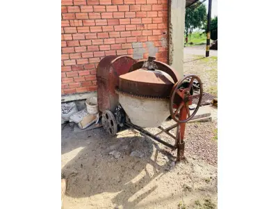 LOTE 023 - atrás derivados