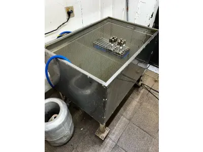 LOTE 016 - Laboratório