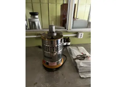 LOTE 016 - Laboratório