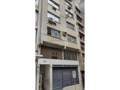LOTE 000 - Os direitos e ações do apartamento número 603, do Edifício Bekaele, sito na Rua General Câmara, com entrada pelo número 381