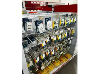 LOTE 002 - Lote englobado de todos os itens de ferragem