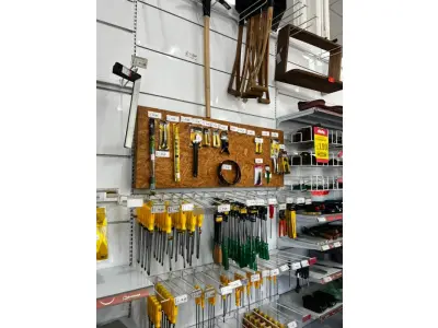 LOTE 002 - Lote englobado de todos os itens de ferragem