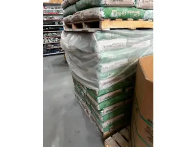 LOTE 002 - Lote englobado de todos os itens de ferragem