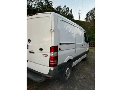 LOTE 002 - FURGÃO MERCEDES-BENZ SPRINTER 311 CDI STREET fab/mod 2014/2015