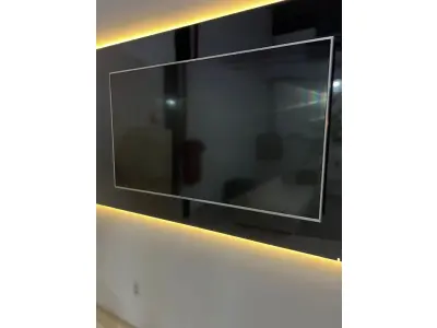 LOTE 003 - Lote de moveis, roupas