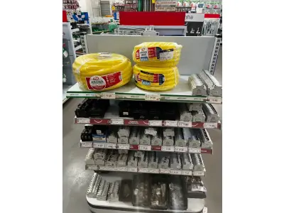 LOTE 002 - Lote englobado de todos os itens de ferragem