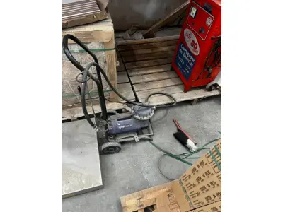 LOTE 002 - Lote englobado de todos os itens de ferragem