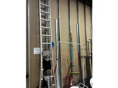 LOTE 004 - Roupas, moveis, eletrônicos