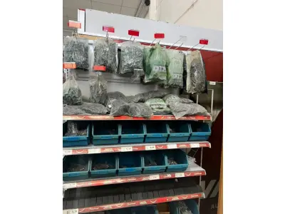 LOTE 002 - Lote englobado de todos os itens de ferragem