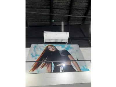 LOTE 003 - Lote de moveis, roupas