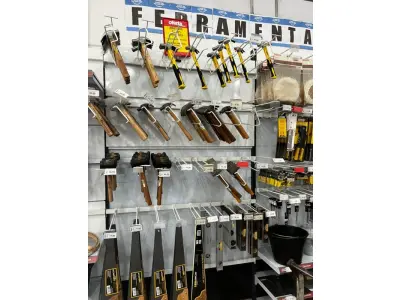 LOTE 002 - Lote englobado de todos os itens de ferragem