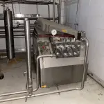 LOTE 031 - 01 Esterilizador tubular aquecimento indireto vazão não identificada