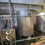 LOTE 054 - 02 Tanque de Inox 2000 litros (soda e Acido)