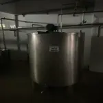LOTE 022 - 02 Tanque de inox 2000 Litros