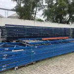 LOTE 052 - Lote com prateleiras para paletes - DESMONTADAS