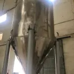 LOTE 017 - SILO DIÂMETRO 1,5m/ ALTURA 1,5m/ FUNIL 1,2m ALTURA, ano  2005